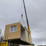 Eclassan levage d'un modules hors-site bois pour la fabrication d'une maison
