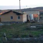 Colombier - assemblage sur site de la maison modulaire en bois RE2020